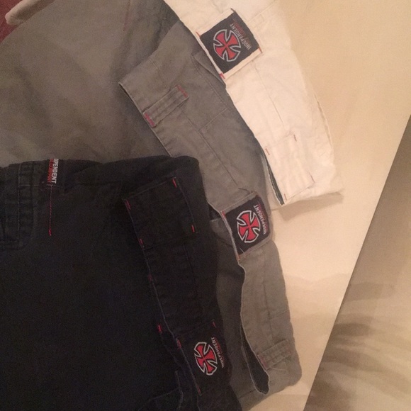 Indepenent truck company shorts 3 pair size 34 - Picture 6 of 6